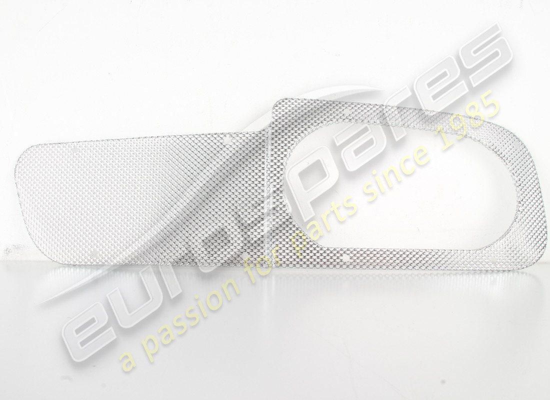NEW FERRARI RH REAR GRILL -WHITE LUCID . PART NUMBER 68965000 (1)