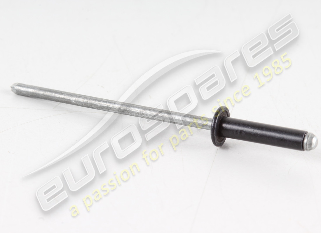 NEUER Maserati NIETE . TEILENUMMER 14641593 (1)