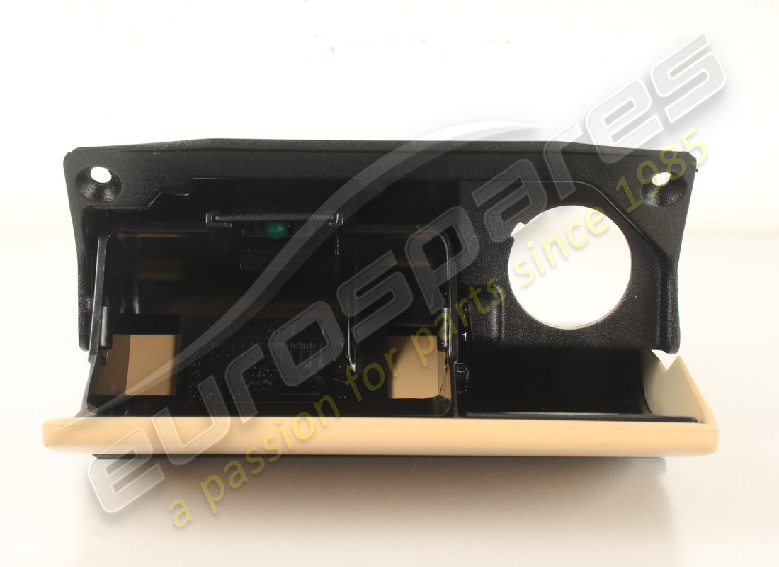 neu (sonstiges) maserati aschenbecher hinten, beige. teilenummer 981307830 (6)