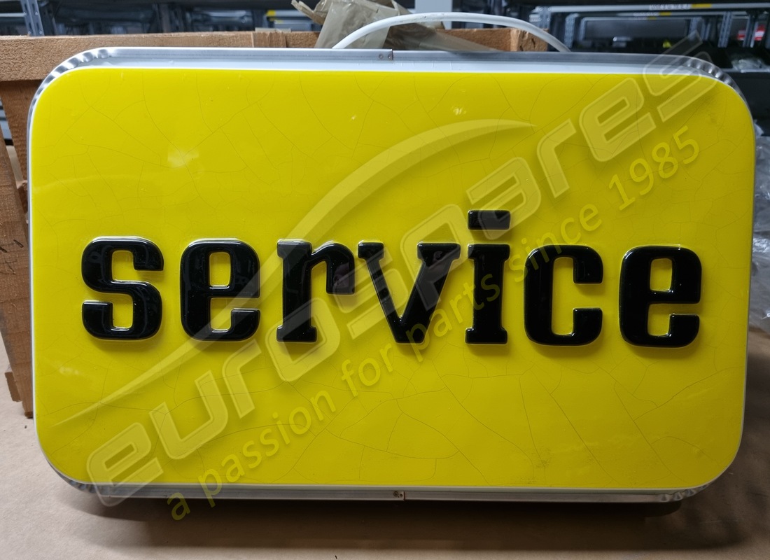 neu (anderes) ferrari zeichen. teilenummer 95992018 (4)