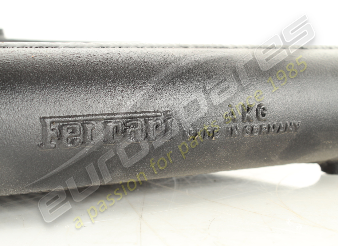 neuer ferrari ölkühler. teilenummer 159976 (3)