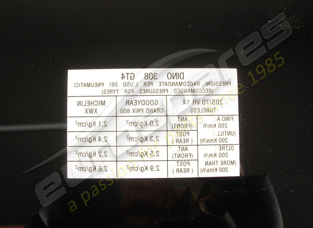 neu ferrari 308 gt4 reifendruckaufkleber. teilenummer fst016 (1)
