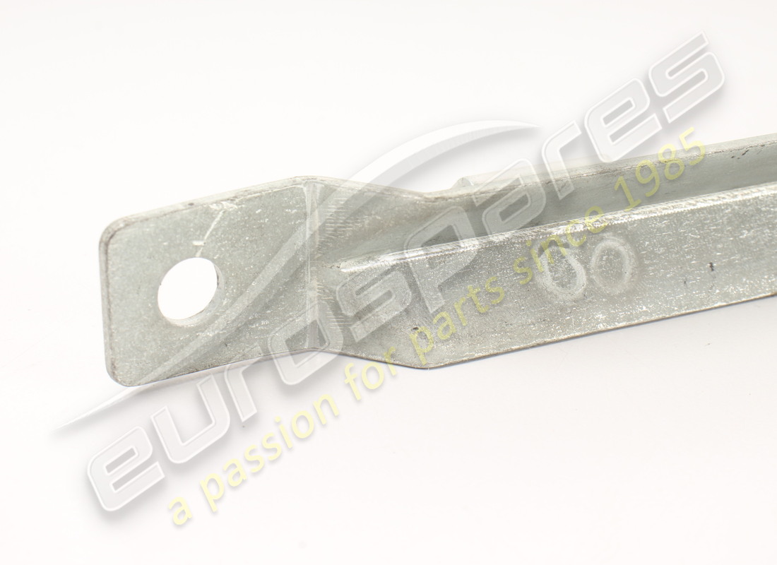neue ferrari-halterung. teilenummer 217834 (4)