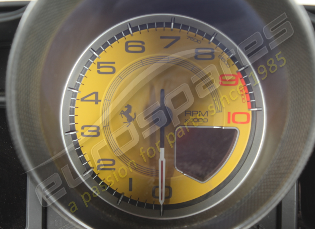 ferrari komplettes instrument gebraucht. teilenummer 273657 (2)