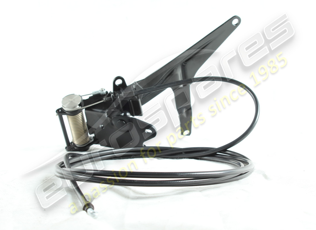 NEU Maserati RECHTE KLAPPENSCHARNIERBAUGRUPPE . TEILENUMMER 83083300 (1)