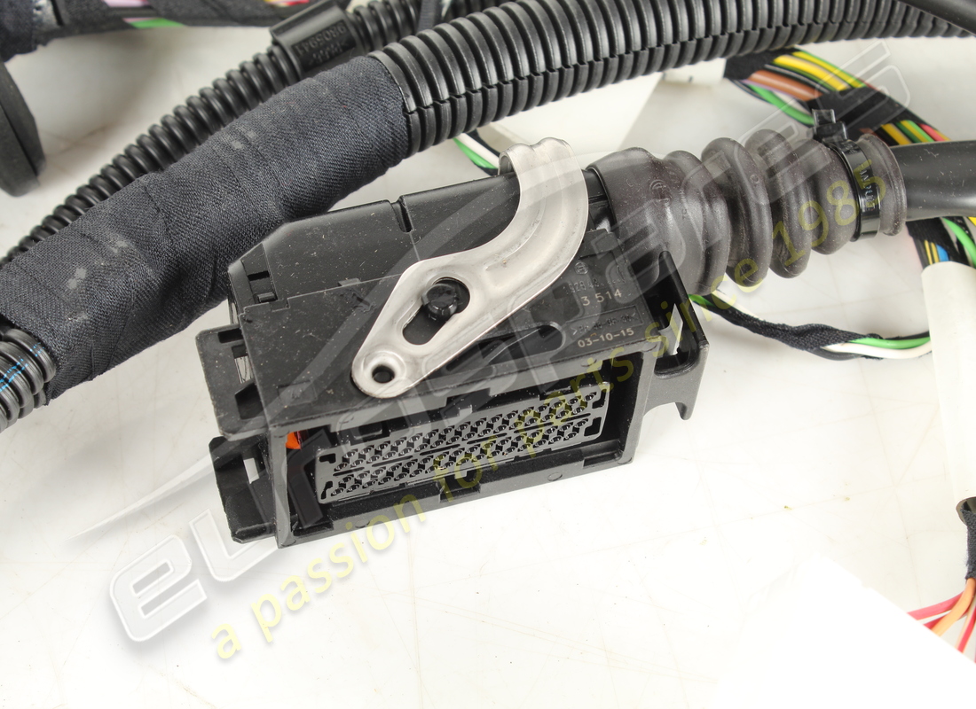 NEUE FERRARI ANSCHLUSSKABEL FÜR LH EN. TEILENUMMER 200842 (3) neue ferrari anschlusskabel für lh en. teilenummer 200842 (3)