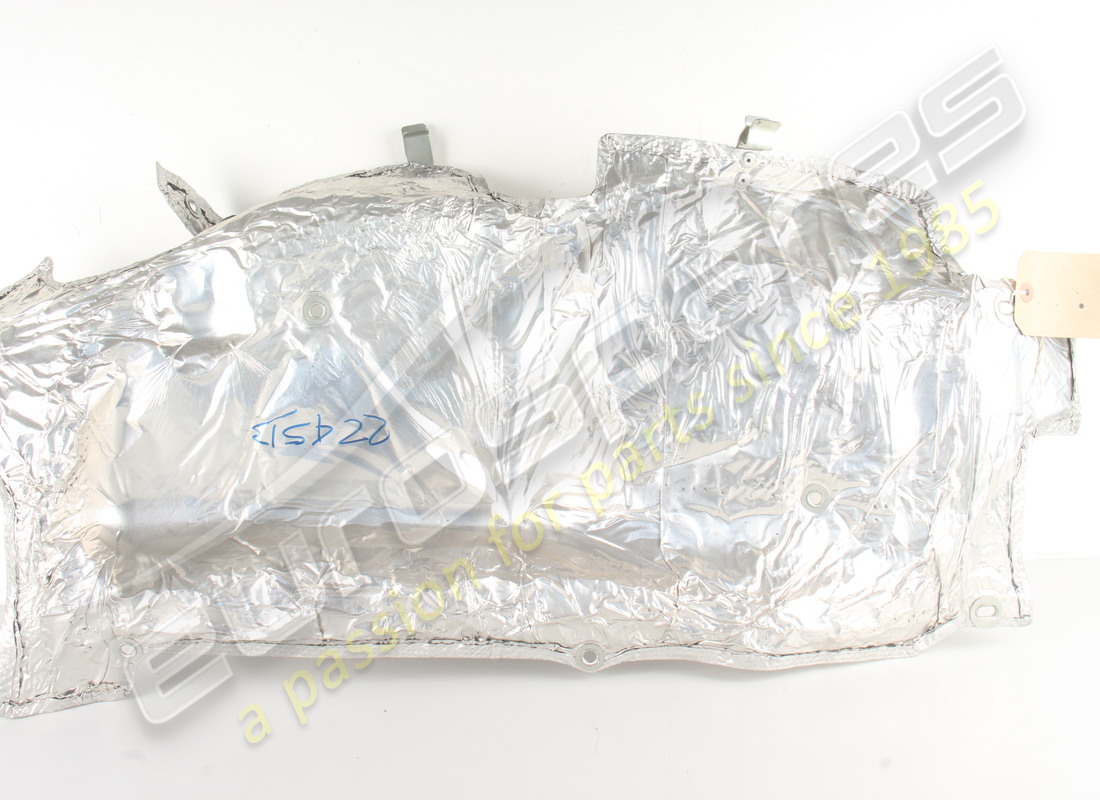 neu ferrari rh shield. teilenummer 224513 (2)