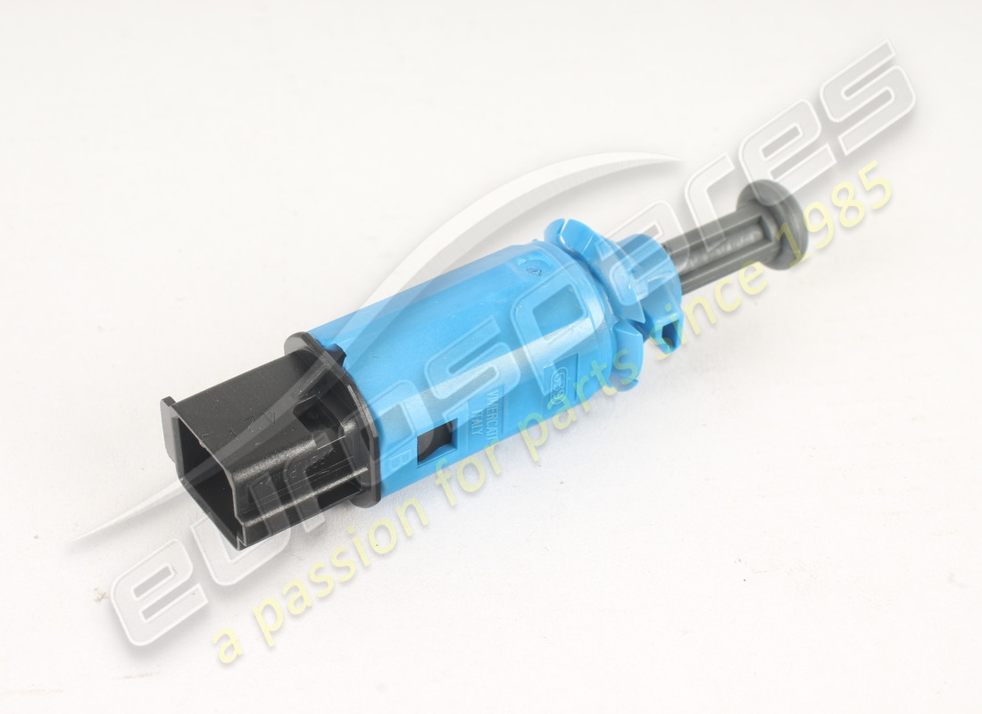 neuer ferrari bremslichtschalter. teilenummer 334064 (1)