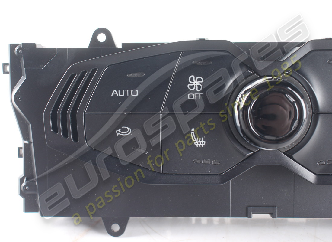 GEBRAUCHTE LAMBORGHINI A/C-STEUERUNG. TEILENUMMER 4T0820043E (2) gebrauchte lamborghini a/c-steuerung. teilenummer 4t0820043e (2)