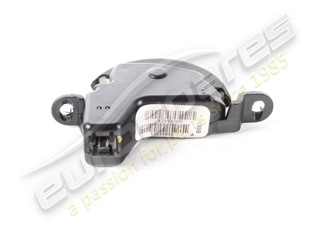 GEBRAUCHT FERRARI LINKE LÜFTUNGSSTEUERUNG. TEILENUMMER 82893300 (2) gebraucht ferrari linke lüftungssteuerung. teilenummer 82893300 (2)