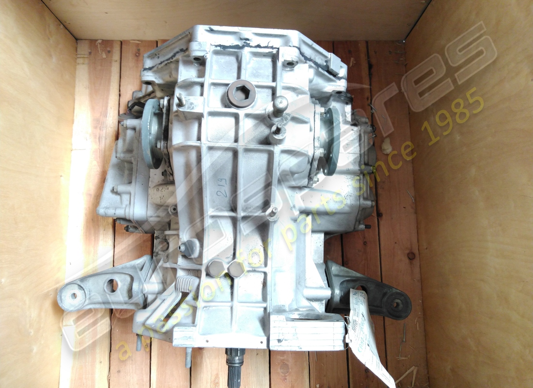 NEUES (SONSTIGE) Ferrari GETRIEBE. TEILENUMMER 95962097 (1)
