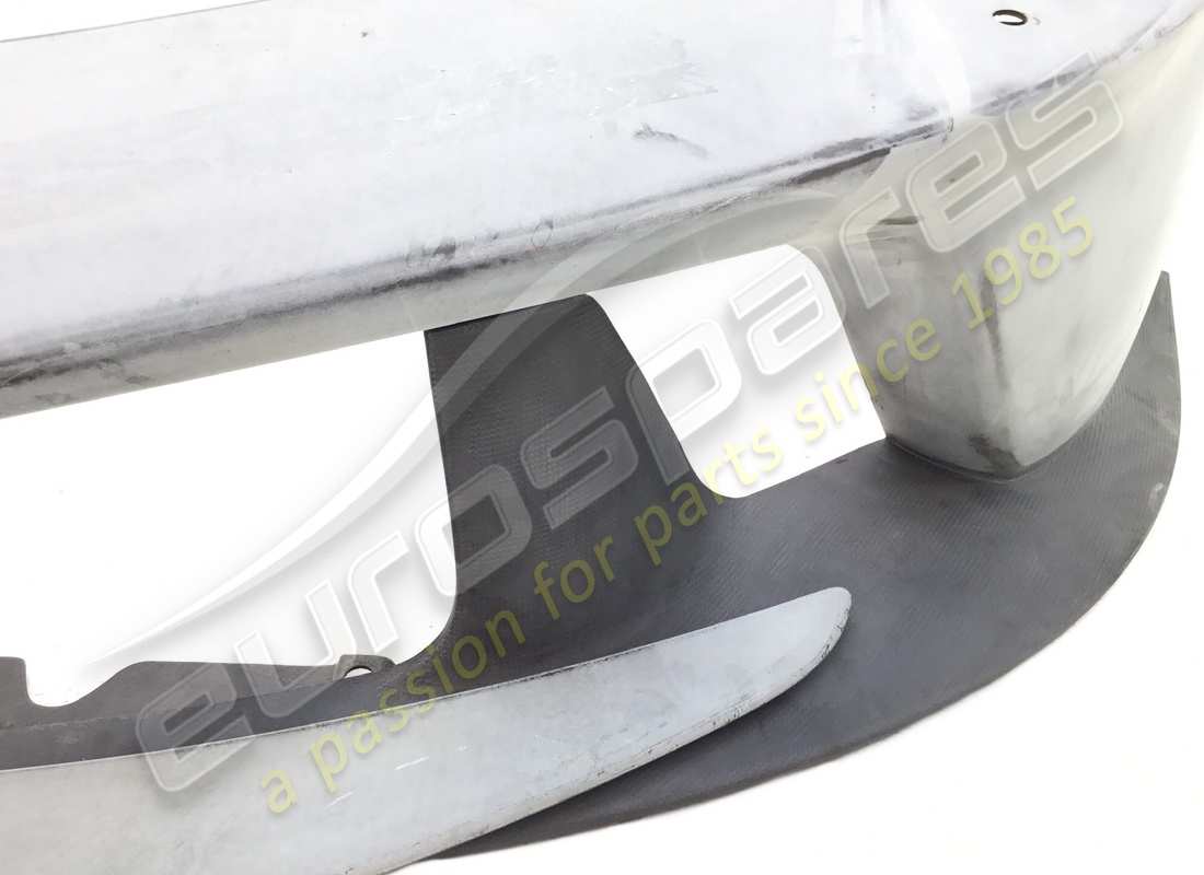 neuer ferrari kompletter frontstoßstange. teilenummer 85514210 (4)
