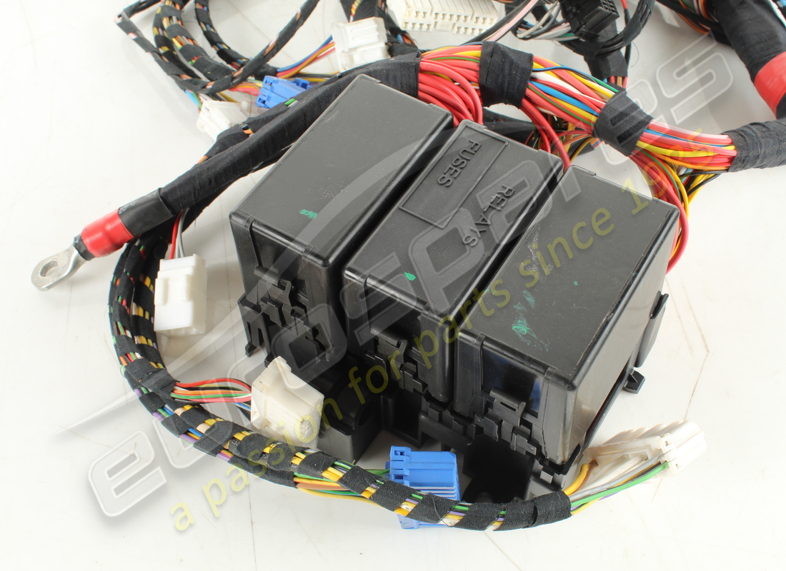 neues ferrari linkes rückwärts-tunnel-verbindungskabel. teilenummer 200847 (2)