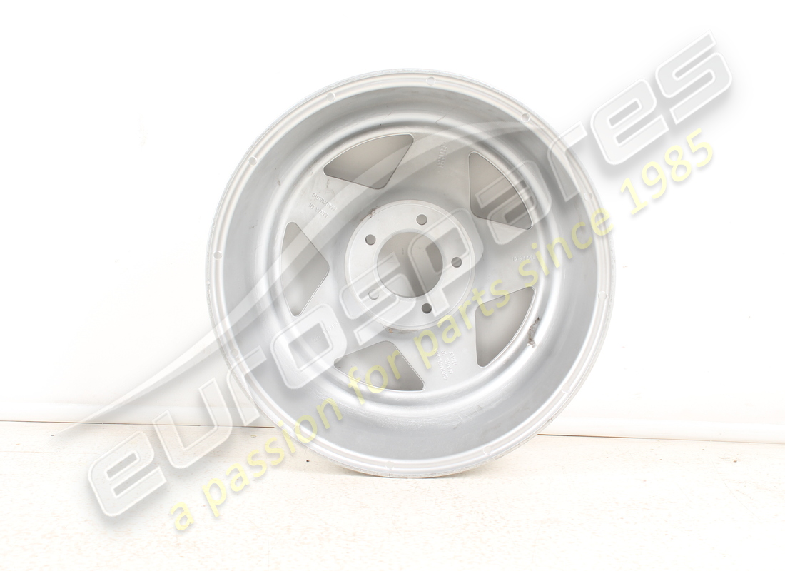 gebrauchte ferrari vorderreifenfelge 210/415. teilenummer 123164 (3)