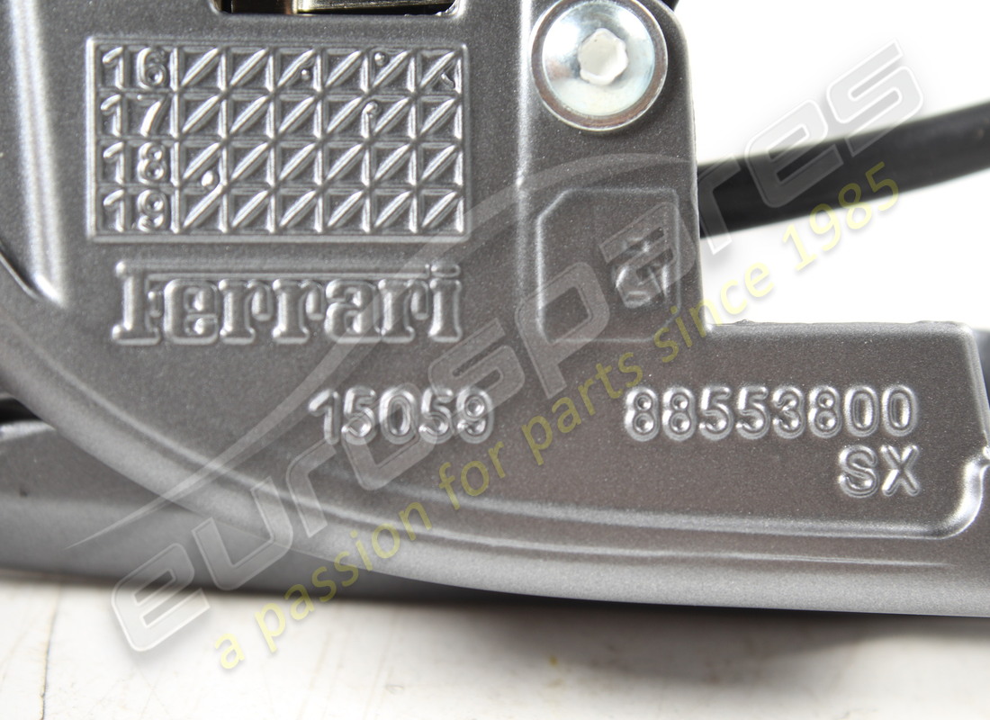gebraucht ferrari kompletter türgriff links. teilenummer 895916 (3)