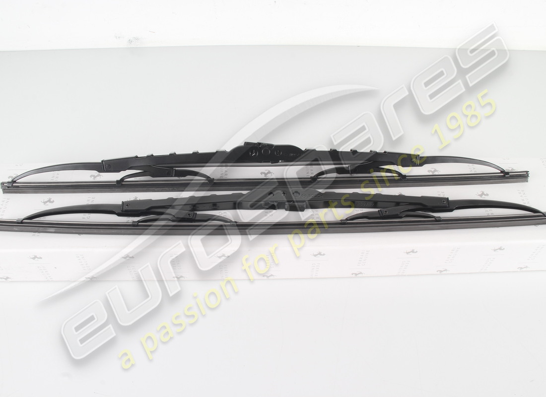neuer ferrari wischerblattsatz. teilenummer 65661700 (2)