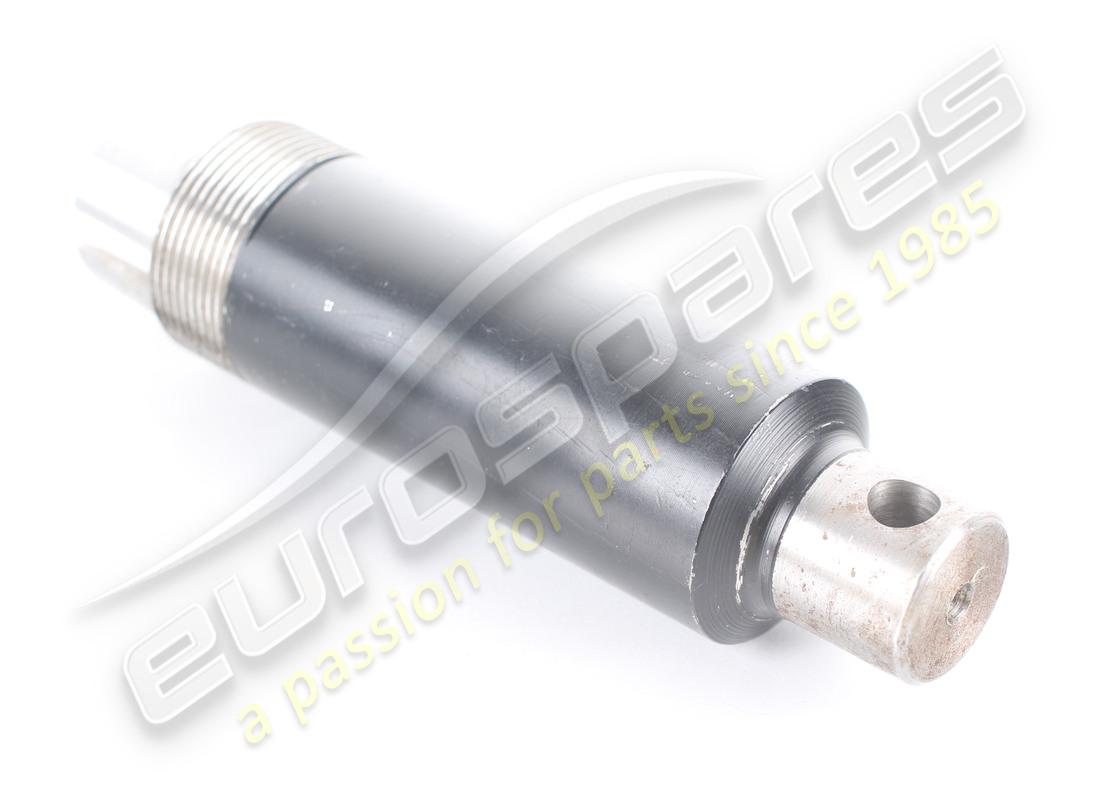 neuer ferrari rohr. teilenummer 116484 (2)