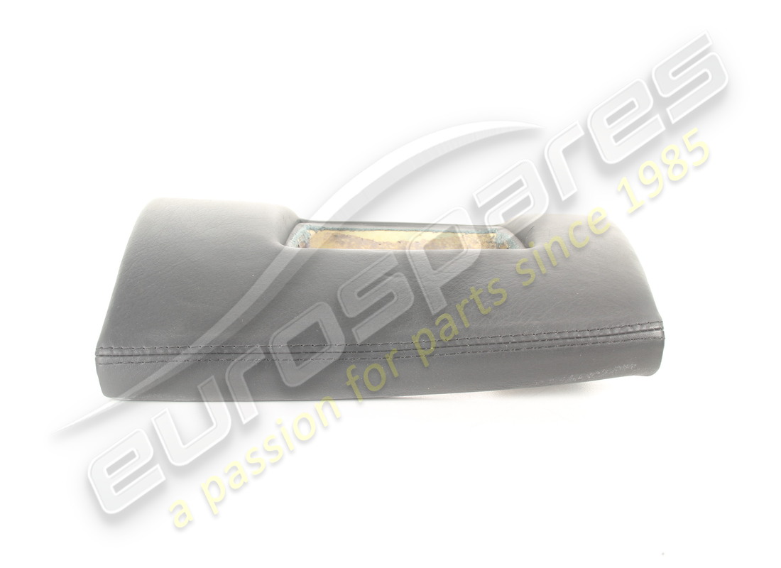 gebrauchte ferrari untere abdeckung in schwarz vm8500. teilenummer 64759100 (3)