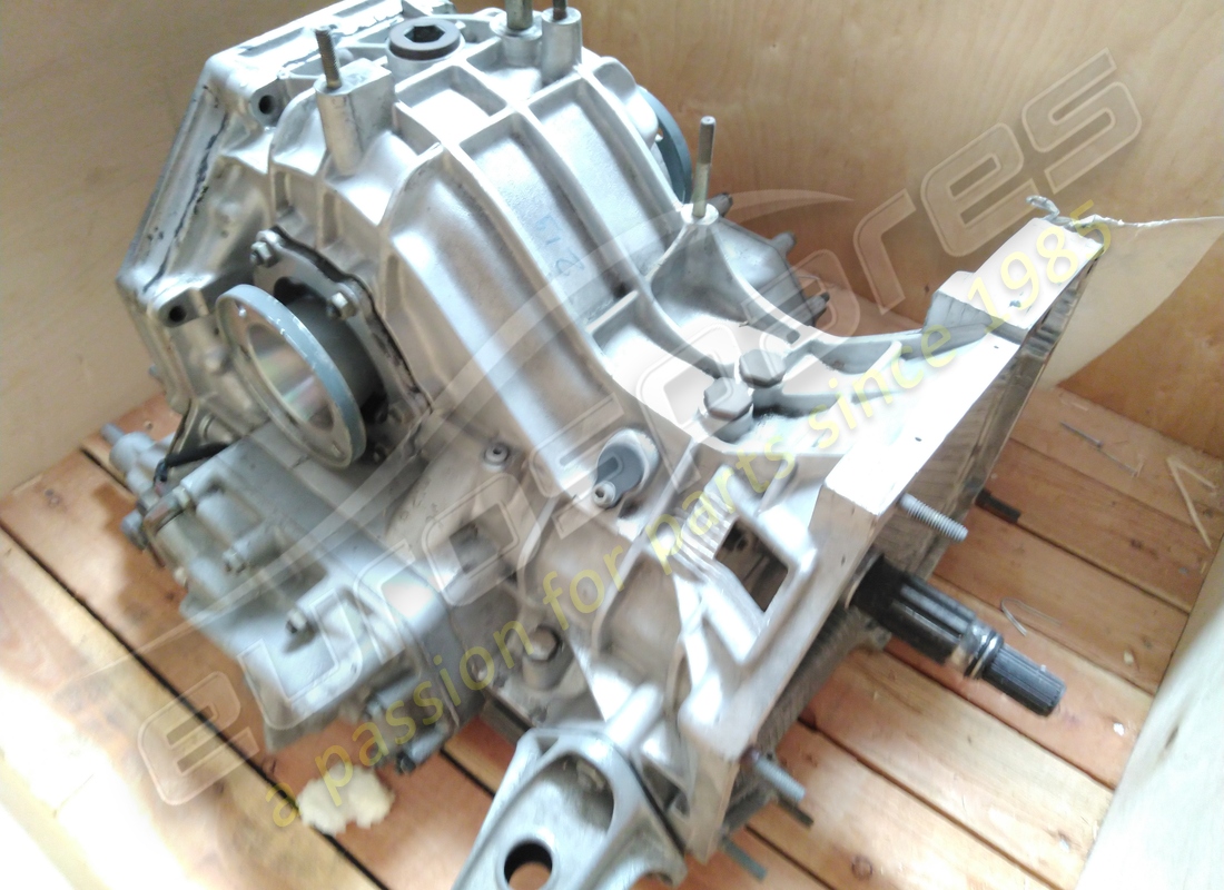 neues (anderes) ferrari getriebe. teilenummer 95962097 (2)