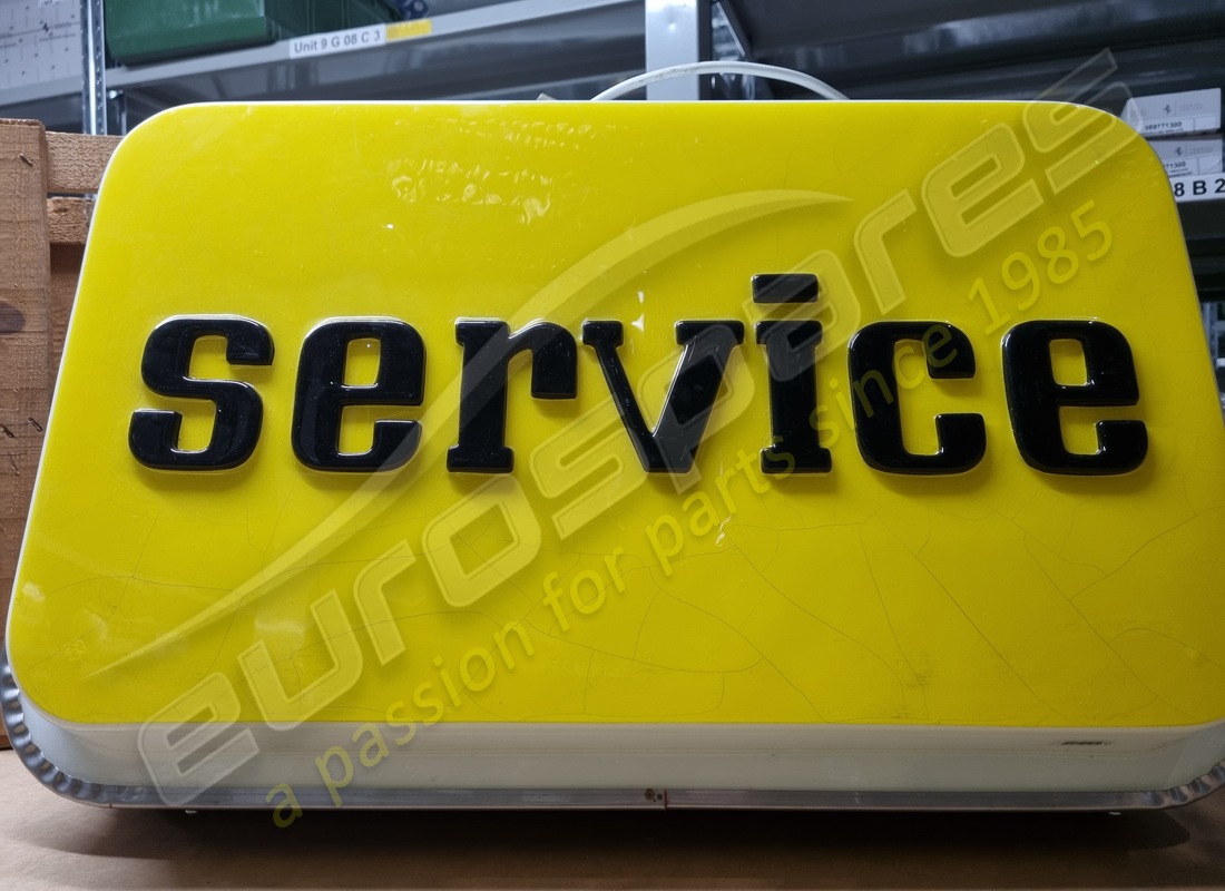 neu (anderes) ferrari zeichen. teilenummer 95992018 (3)