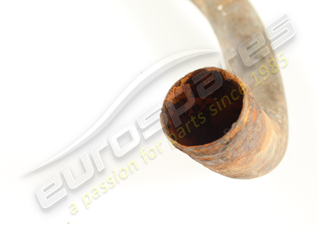 verwendeter ferrari metallwasserschlauch chas02930. teilenummer 26823 (2)