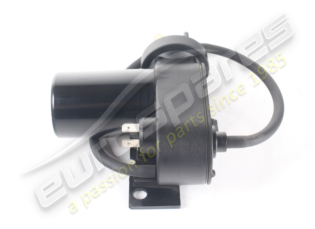 gebrauchte maserati vakuumpumpe. teilenummer 325520172 (5)