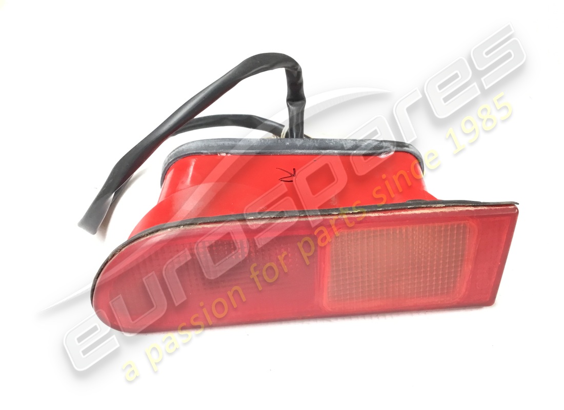 used maserati rh tail light movable 3982099. part number 383100148 (1)