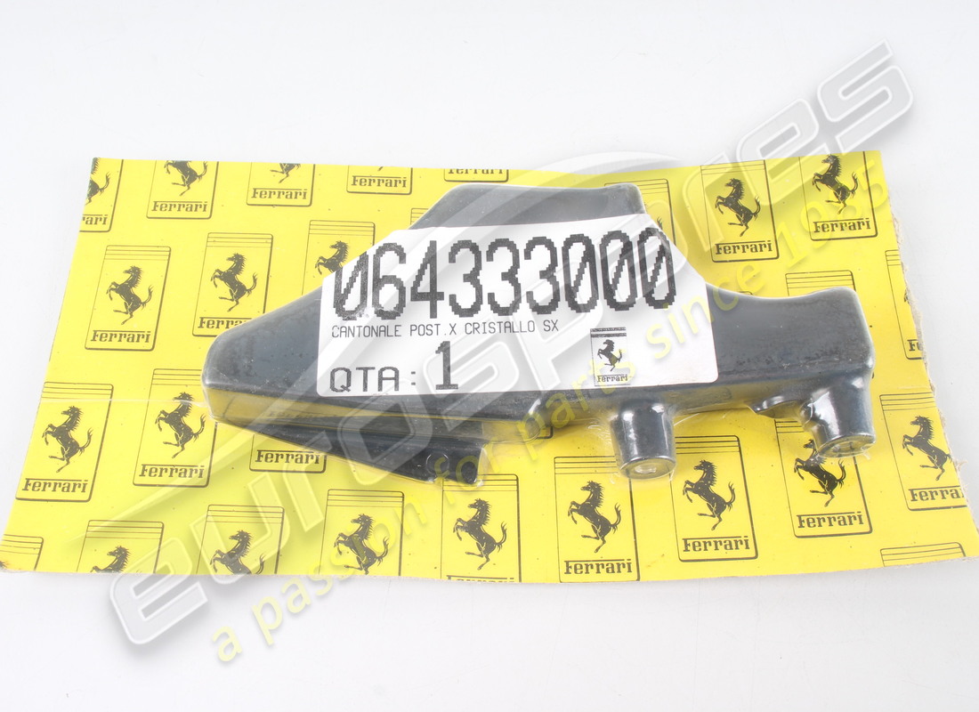 neu ferrari linker türwinkel. teilenummer 64333000 (1)