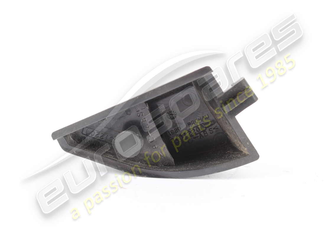 GEBRAUCHT FERRARI LINKE TÜR INNENECKE DREIECK. TEILENUMMER 84312200 (2) gebraucht ferrari linke tür innenecke dreieck. teilenummer 84312200 (2)