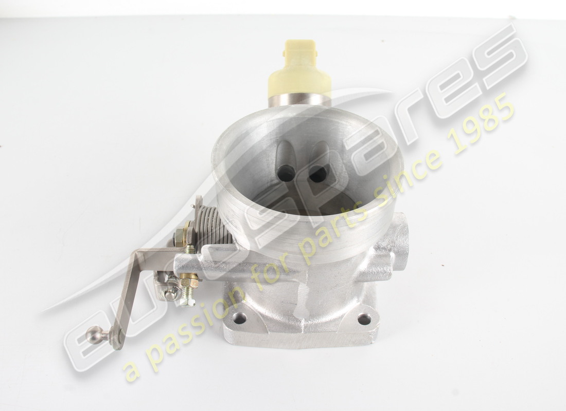 neues ferrari einspritzgehäuse gto. teilenummer 122239 (4)