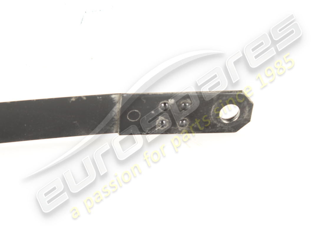 GEBRAUCHTER RECHTER UNTERER TANKHALTERUNGSBAND FERRARI. TEILENUMMER 256038 (3) gebrauchter rechter unterer tankhalterungsband ferrari. teilenummer 256038 (3)