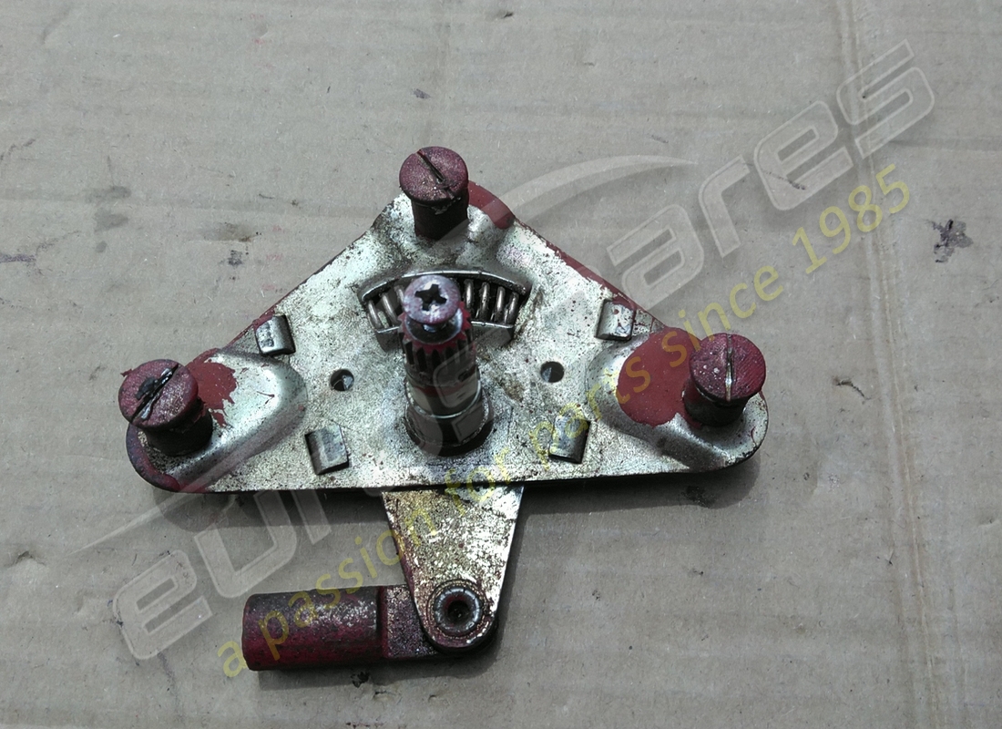 GEBRAUCHTER Ferrari TÜRHEBEL LINKS . TEILENUMMER 40277404 (1)