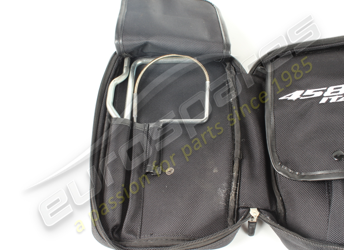 gebrauchte ferrari komplette werkzeugtasche. teilenummer 285935 (4)