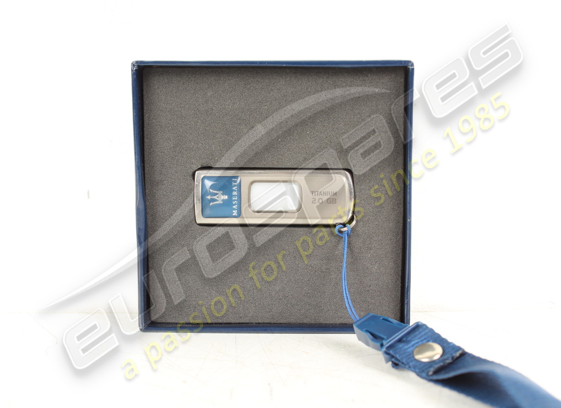 neuer maserati usb-schlüssel gran turismo 4.2. teilenummer 920001811 (1)
