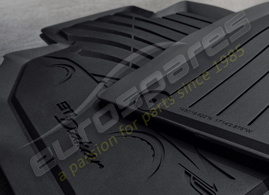 neu porsche allwetter fussmatten. teilenummer 992044894 (3)