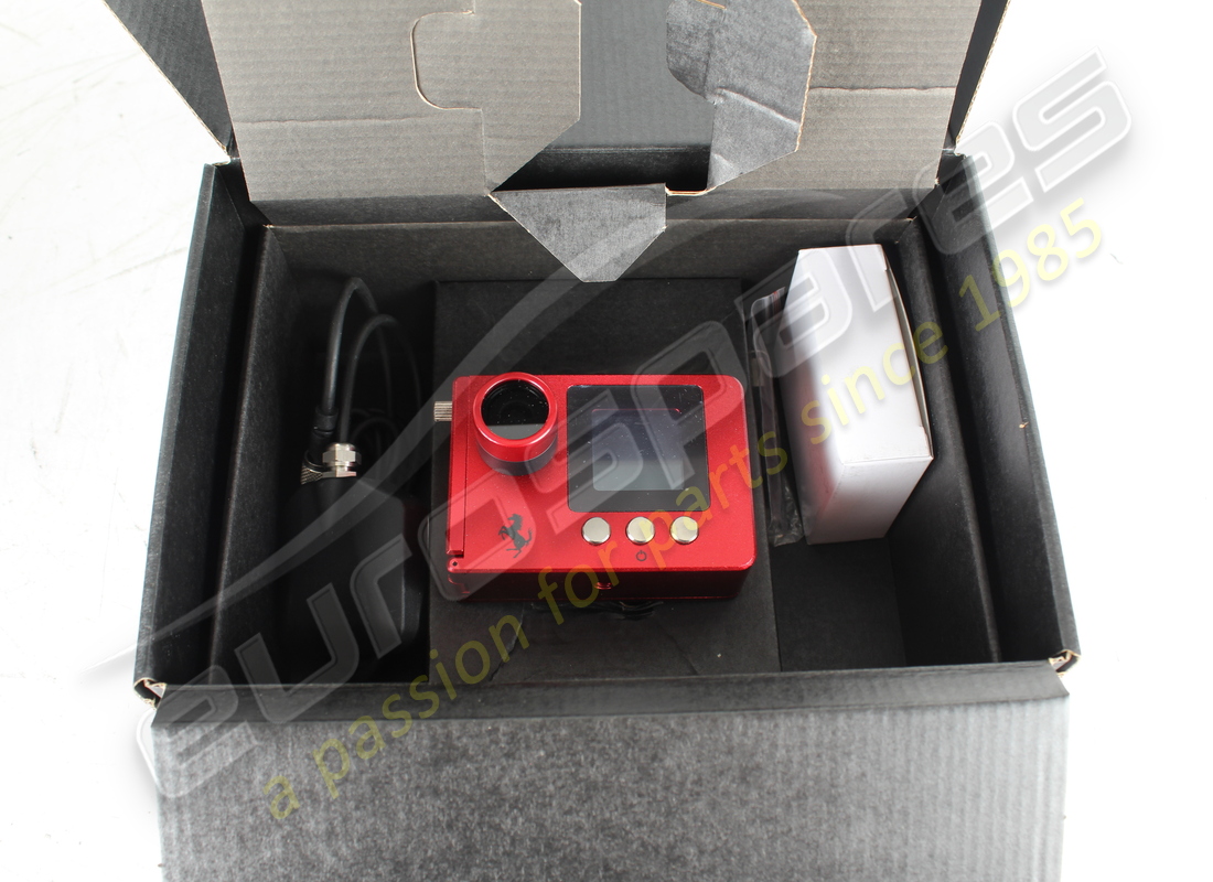 neues ferrari datarace-kamera-kit. teilenummer 70003454 (2)
