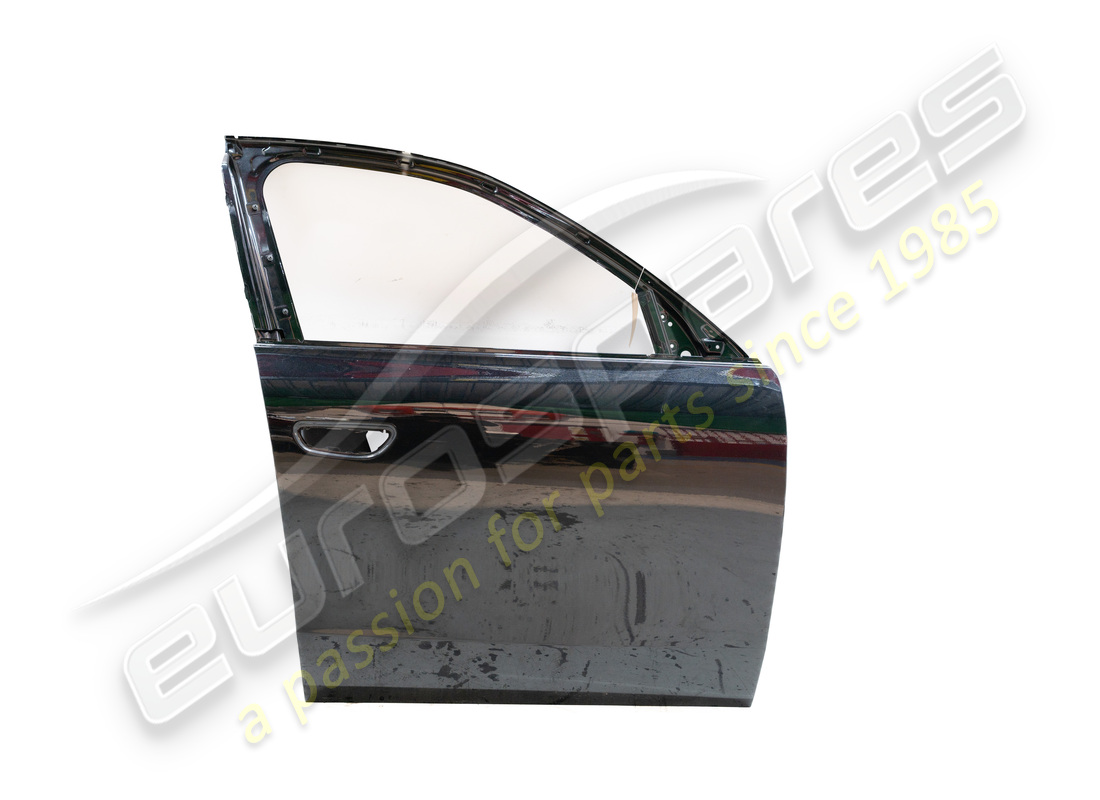 NEW MASERATI RH FRONT DOOR . PART NUMBER 673013824 (1)