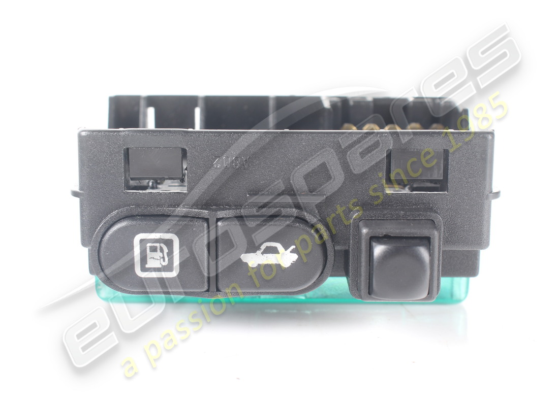 GEBRAUCHTE Maserati HANDSCHUHFACHLEUCHTEN FÜR DAS ARMATURENBRETT. TEILENUMMER 716338000 (1)