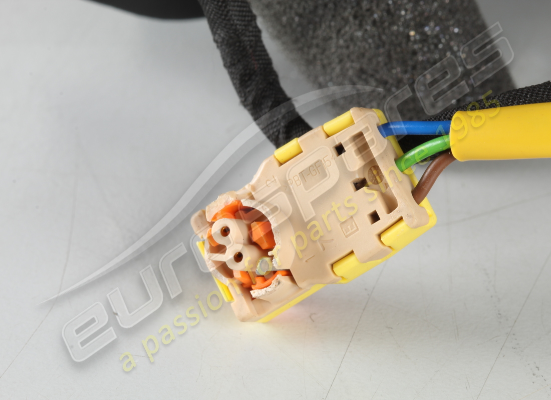 GEBRAUCHTES FERRARI CARBON MAGNETISCHES GETRIEBE-STEUERSATZ (GLÄNZEND). TEILENUMMER 817753 (6) gebrauchtes ferrari carbon magnetisches getriebe-steuersatz (glänzend). teilenummer 817753 (6)