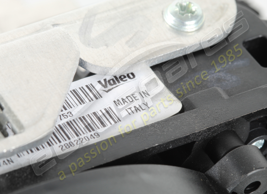 GEBRAUCHTES FERRARI CARBON MAGNETISCHES GETRIEBE-STEUERSATZ (GLÄNZEND). TEILENUMMER 817753 (7) gebrauchtes ferrari carbon magnetisches getriebe-steuersatz (glänzend). teilenummer 817753 (7)