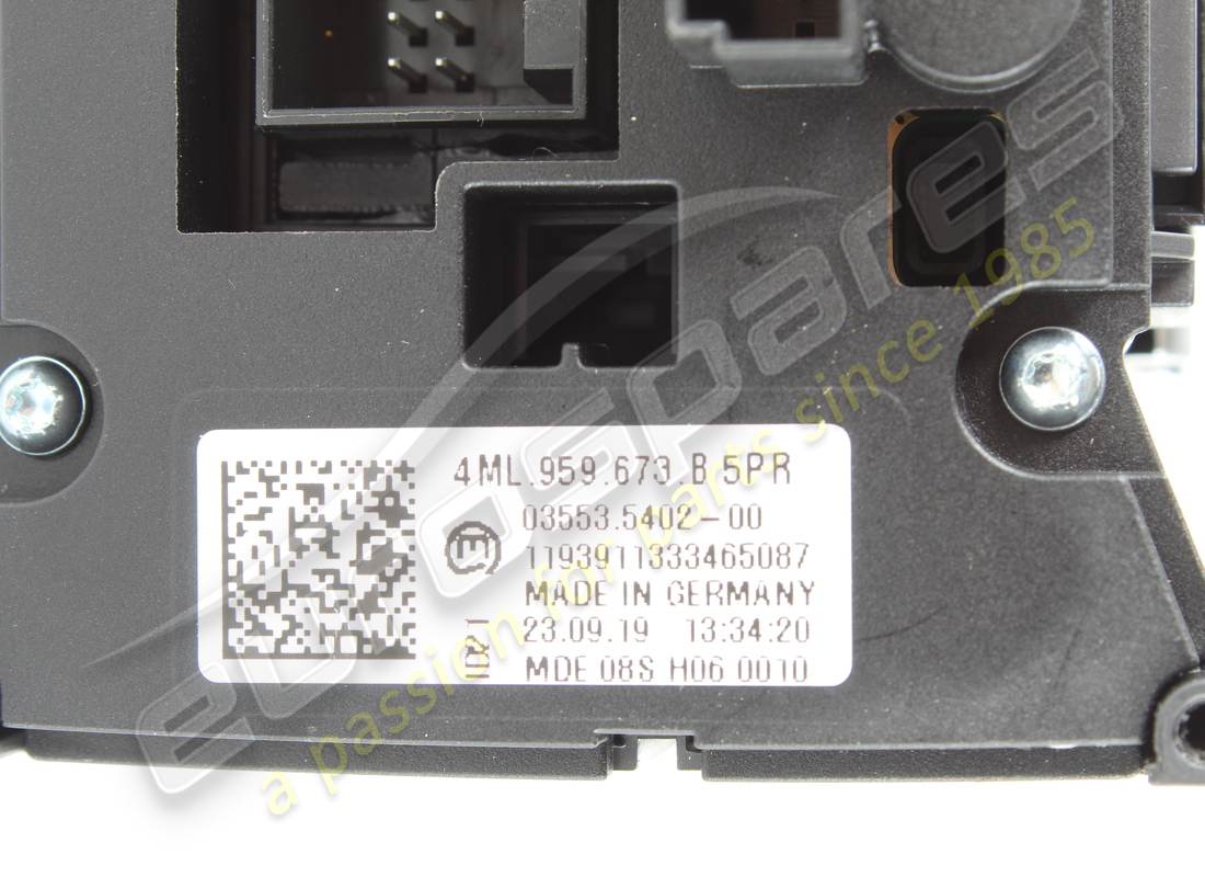 verwendet lamborghini schalterleiste. teilenummer 4ml959673b (2)