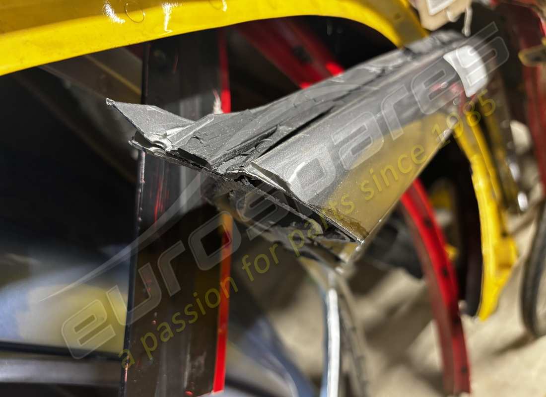 gebrauchte ferrari komplette dachaußenhaut. teilenummer 88150411 (5)