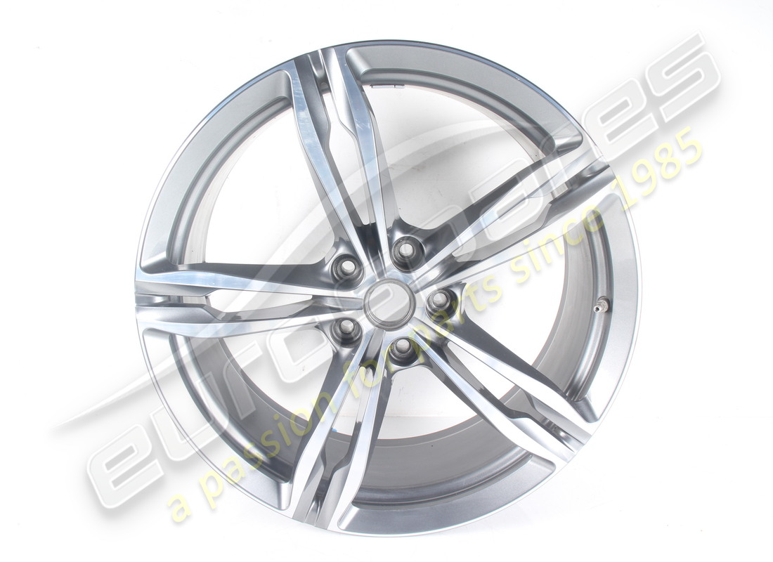 GEBRAUCHTES Ferrari VORDERRAD. TEILENUMMER 328870 (1)