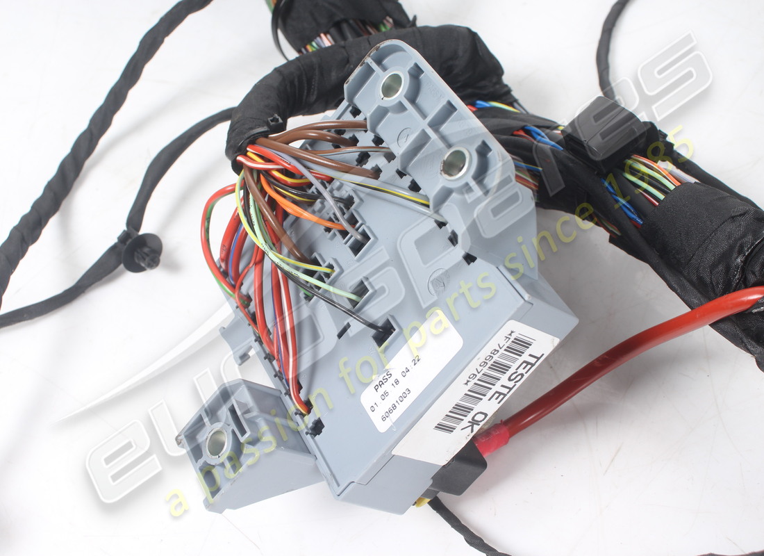 gebrauchtes ferrari kabel für fahrgastraum. teilenummer 786676 (3)