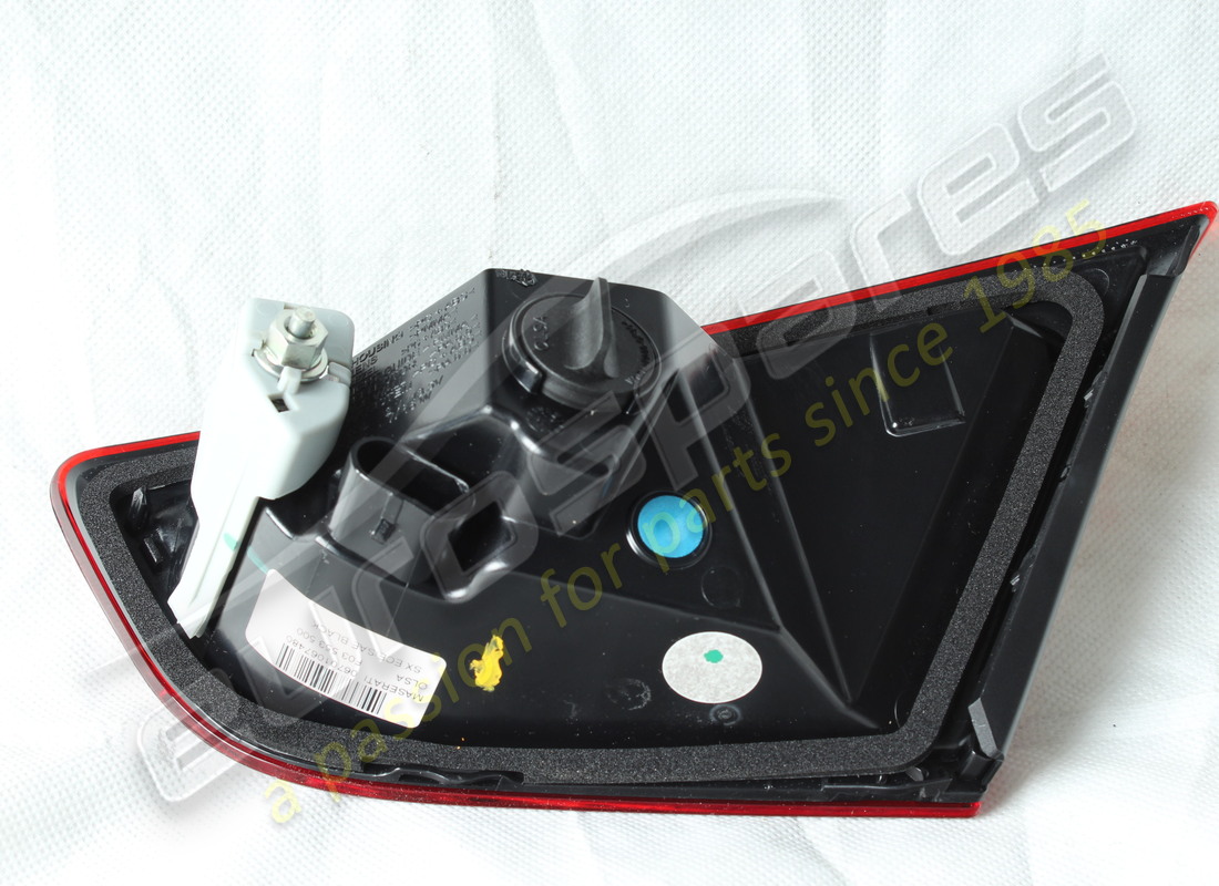 neu maserati links mobiles rücklicht. teilenummer 670106748 (1)