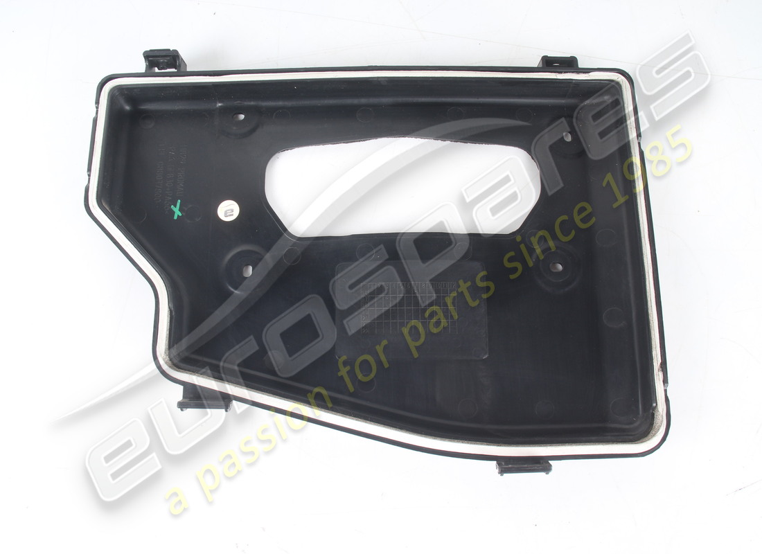 GEBRAUCHTE Ferrari LUFTEINLASSSCHALE, KOMPLETT FIXIERT. TEILENUMMER 88037800 (1) GEBRAUCHTE Ferrari LUFTEINLASSSCHALE, KOMPLETT FIXIERT. TEILENUMMER 88037800 (1)