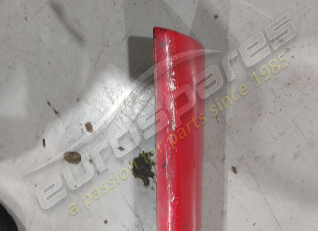 verwendet ferrari abdeckung für den rechten seitenträger. teilenummer 64101110 (2)