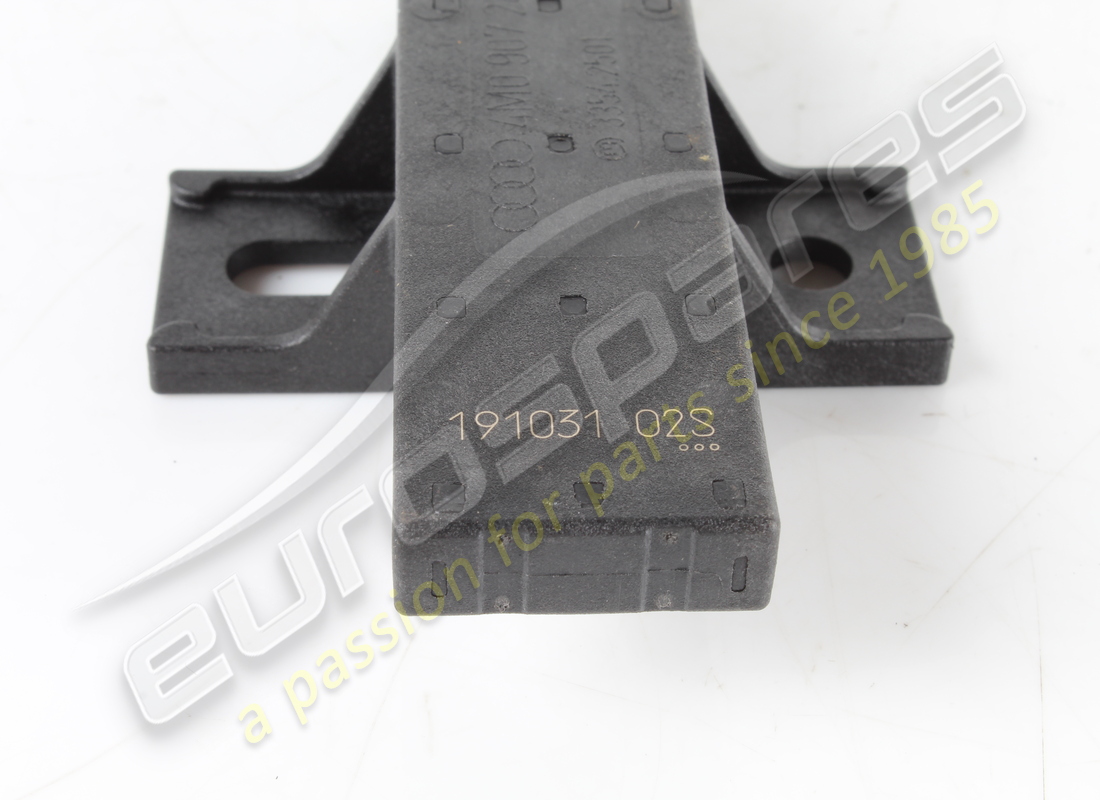 gebrauchte lamborghini antenne kessy. teilenummer 4m0907247 (3)