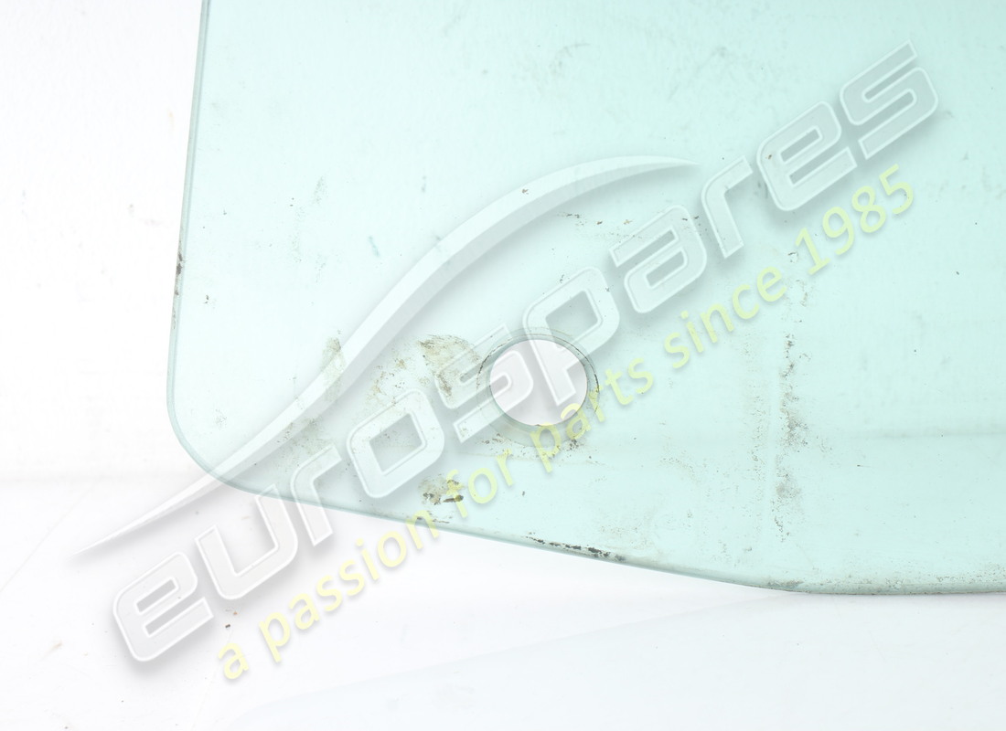 VERWENDET MASERATI LH TÜRGLAS M33. TEILENUMMER 387700305 (3) verwendet maserati lh türglas m33. teilenummer 387700305 (3)