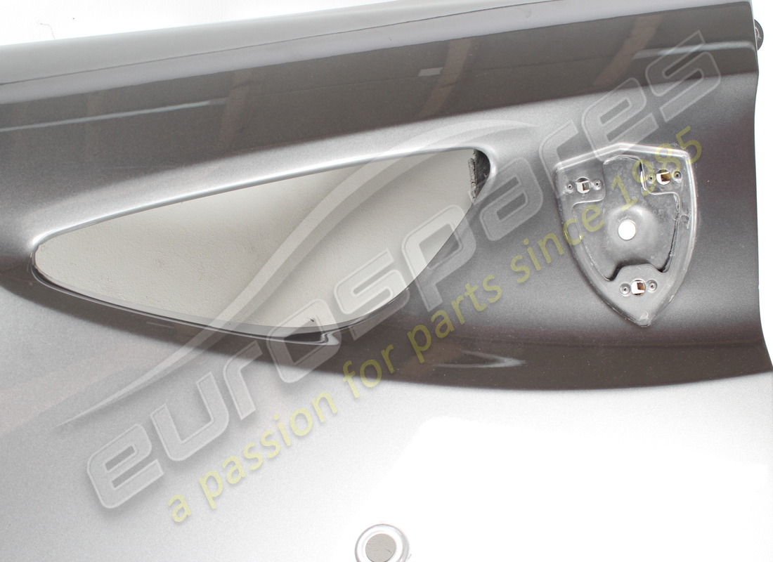 gebrauchter ferrari komplett linker frontfender. teilenummer 83277111 (2)